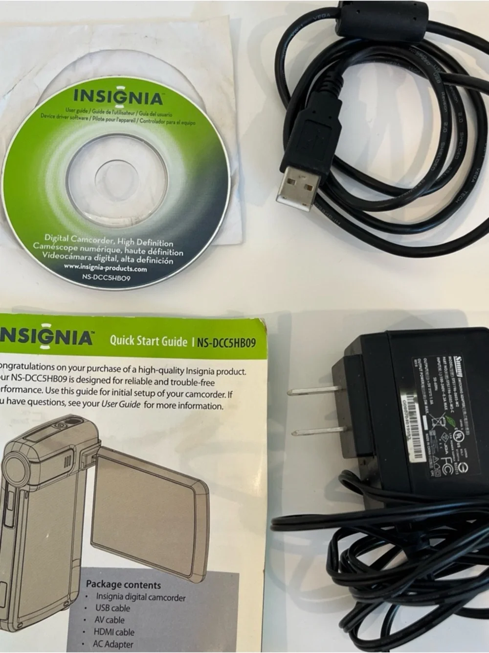 Insignia NS-DCC5HB09 HD Digital Camera Camcorder Tested w Battery, SD Card, Case